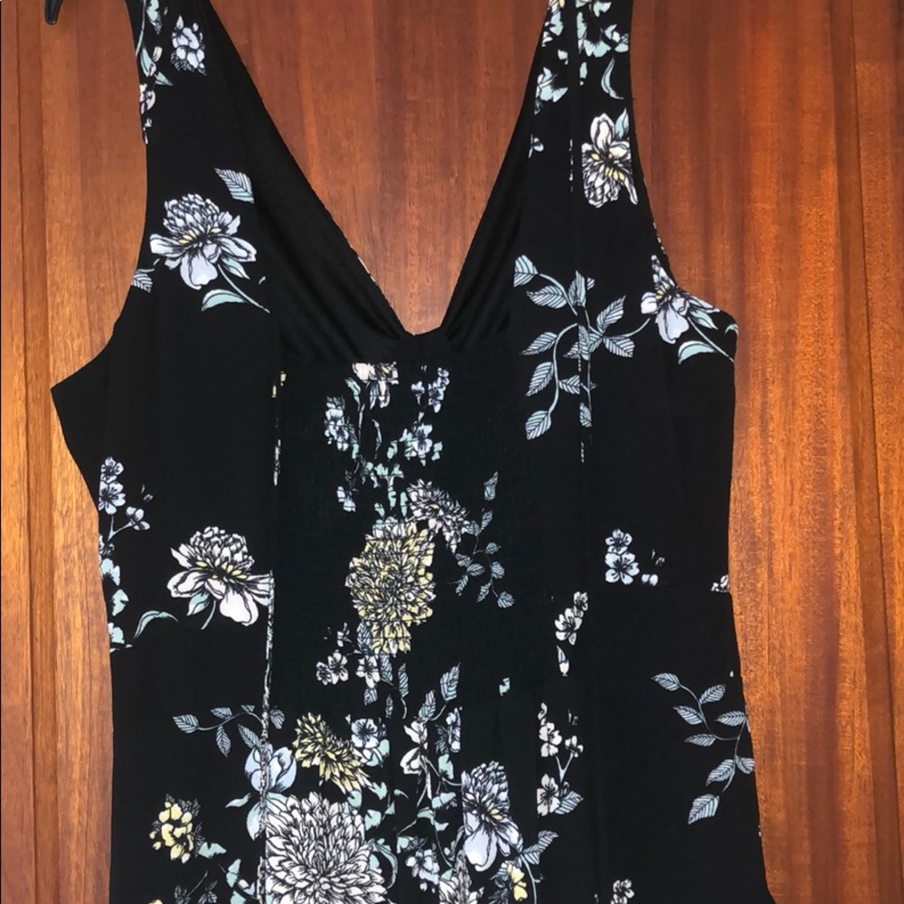 Candie’s Black Floral Jumpsuit SIZE L - Picture 5 of 6